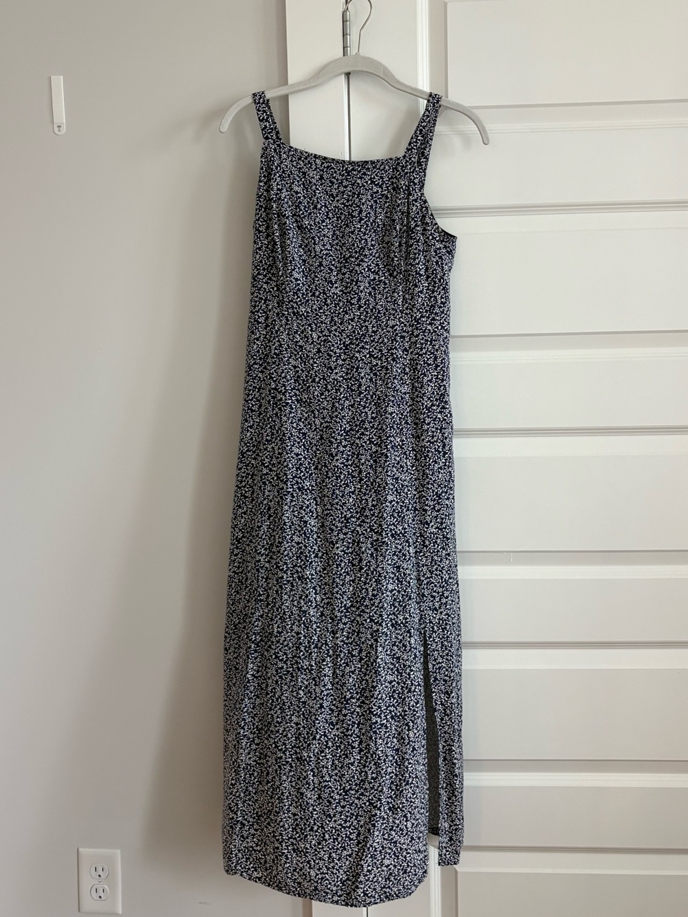 Old Navy Navy and White Floral Midi Dress
